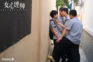 Nhà thơ Nguyễn Tiến Thanh: Xuyên qua 